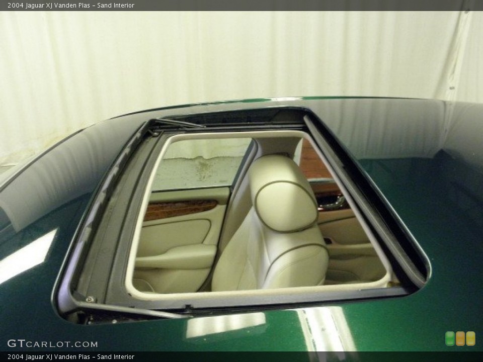 Sand Interior Sunroof for the 2004 Jaguar XJ Vanden Plas #67758908