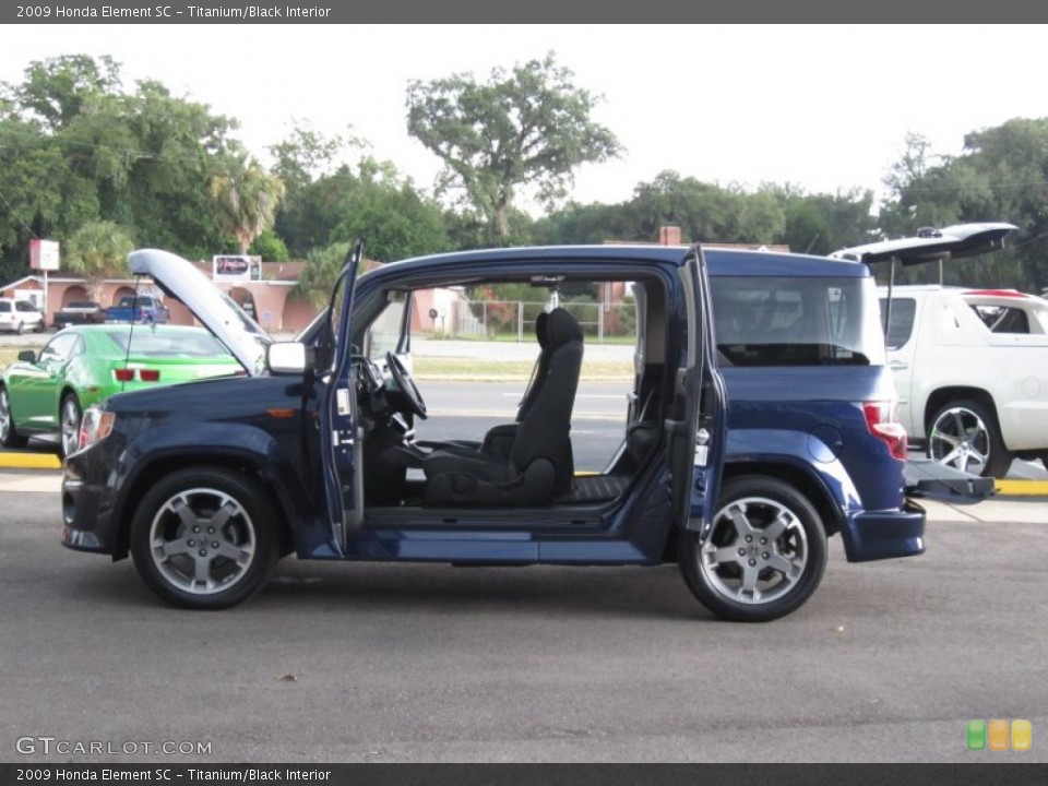 Titanium/Black Interior Photo for the 2009 Honda Element SC #67760645