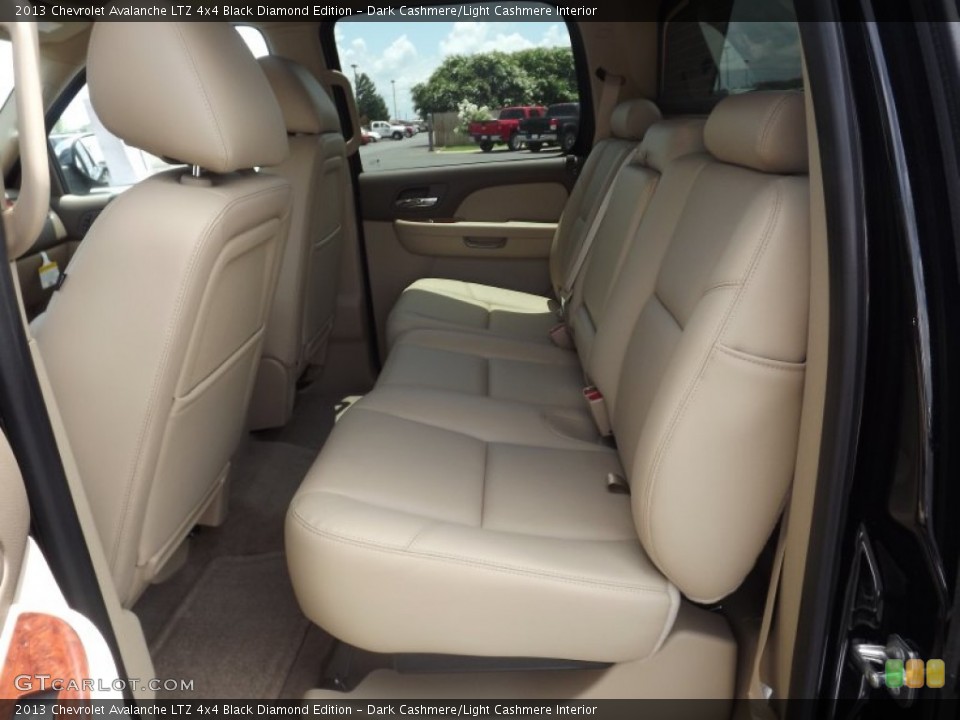 Dark Cashmere/Light Cashmere Interior Photo for the 2013 Chevrolet Avalanche LTZ 4x4 Black Diamond Edition #67776963