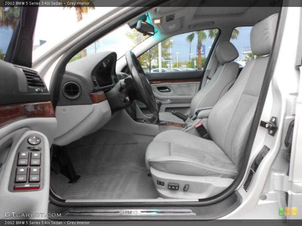Grey Interior Prime Interior for the 2002 BMW 5 Series 540i Sedan #67801974