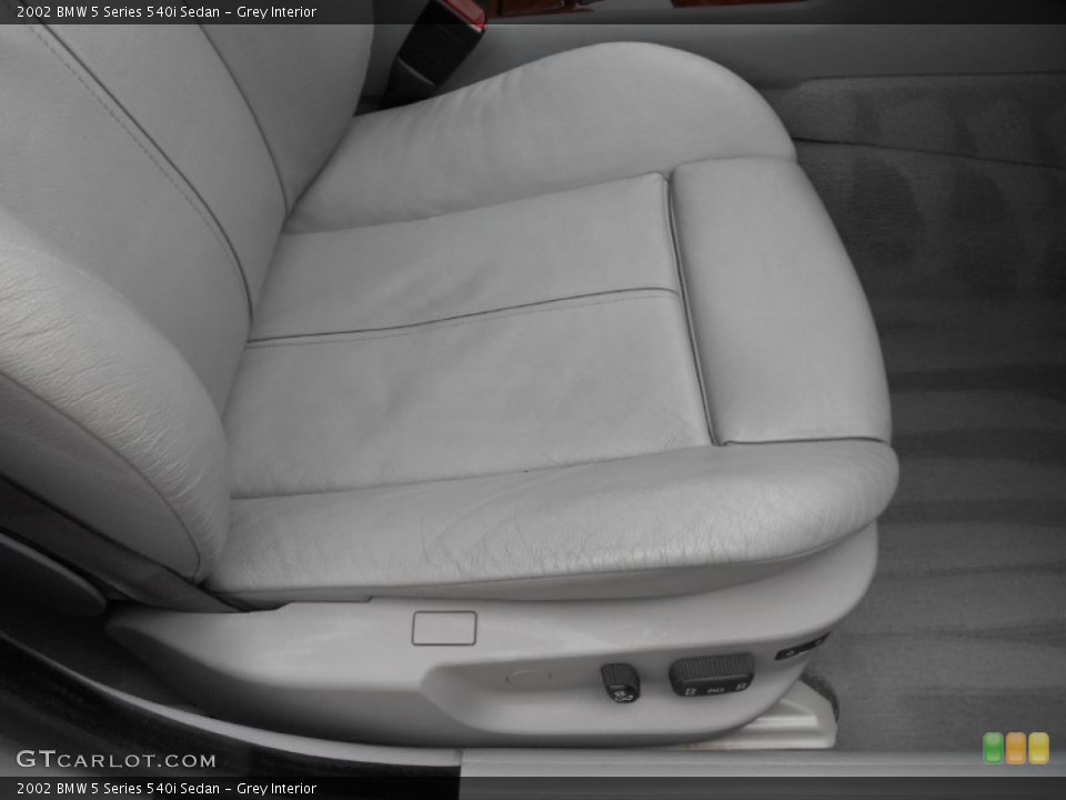 Grey Interior Front Seat for the 2002 BMW 5 Series 540i Sedan #67802008