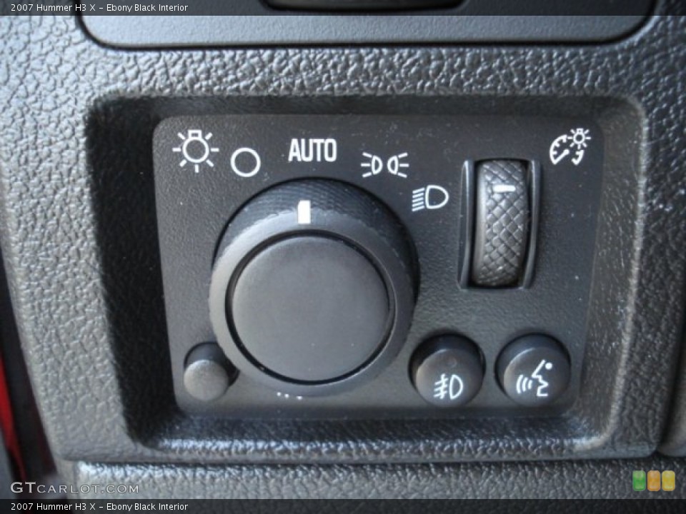 Ebony Black Interior Controls for the 2007 Hummer H3 X #67818933