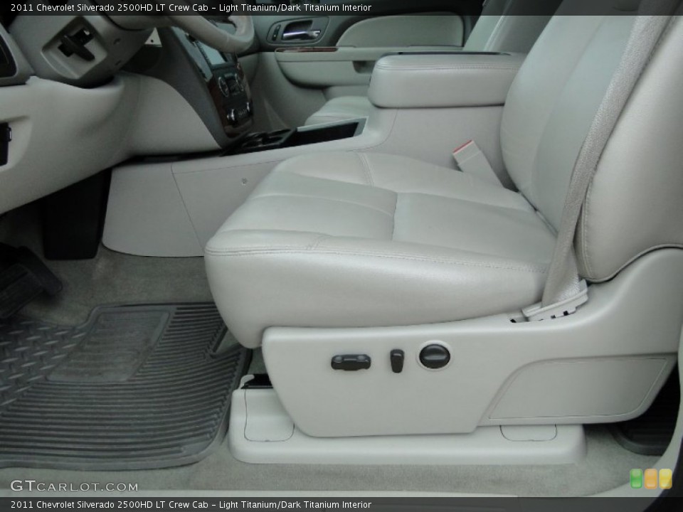 Light Titanium/Dark Titanium Interior Front Seat for the 2011 Chevrolet Silverado 2500HD LT Crew Cab #67829683