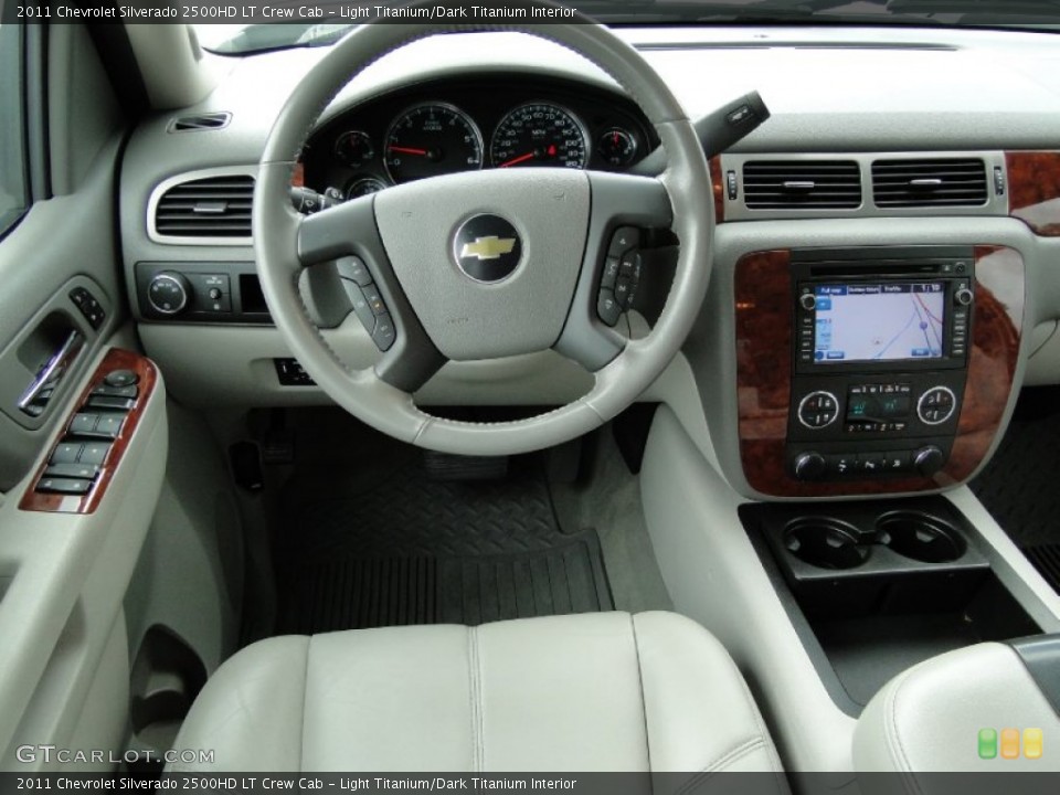 Light Titanium/Dark Titanium Interior Photo for the 2011 Chevrolet Silverado 2500HD LT Crew Cab #67829744