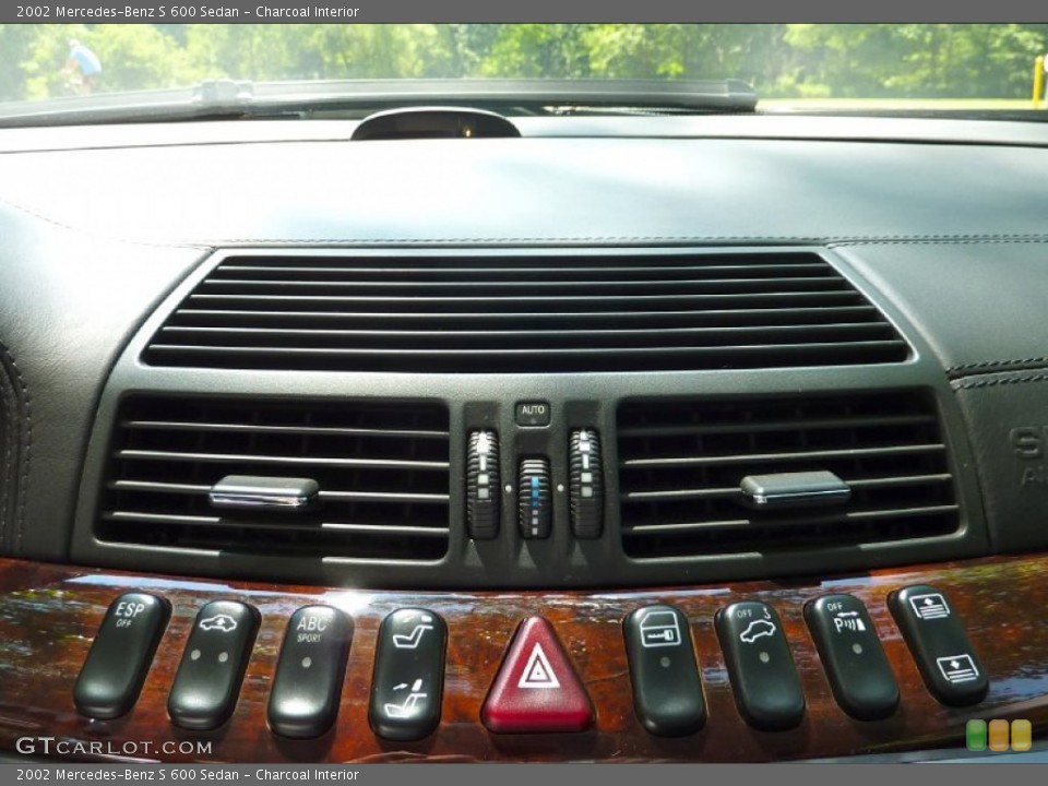 Charcoal Interior Controls for the 2002 Mercedes-Benz S 600 Sedan #67836659
