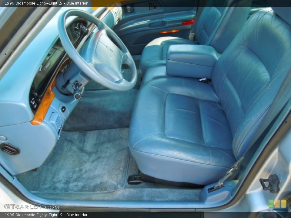 Blue Interior Photo for the 1996 Oldsmobile Eighty-Eight LS #67839846