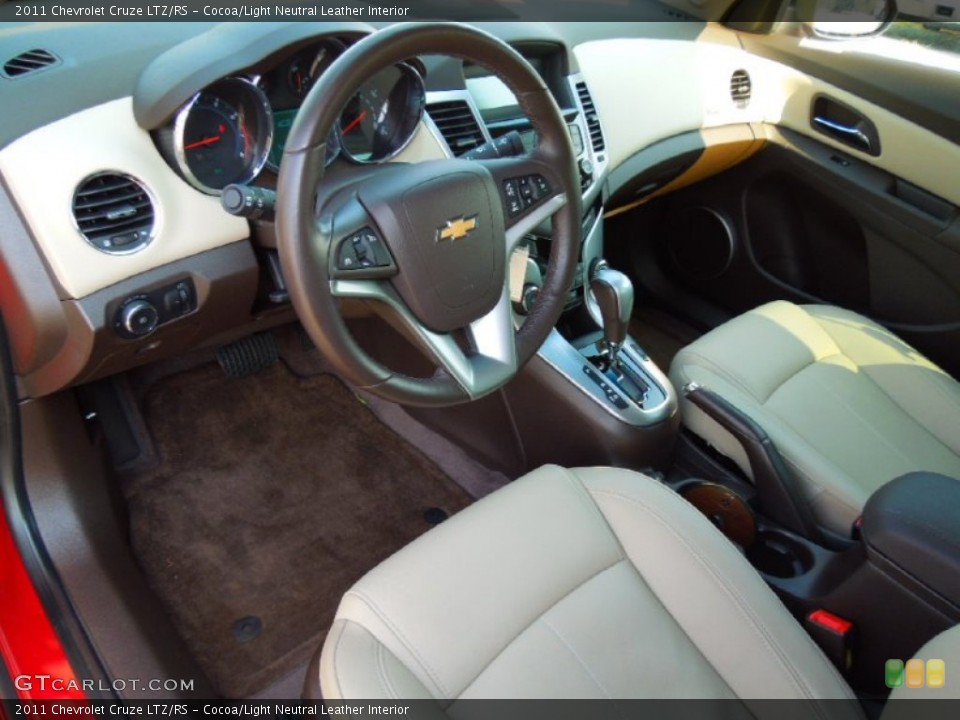 Cocoa/Light Neutral Leather 2011 Chevrolet Cruze Interiors