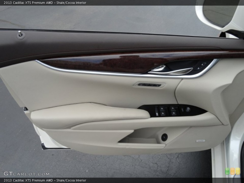 Shale/Cocoa Interior Door Panel for the 2013 Cadillac XTS Premium AWD #67862896