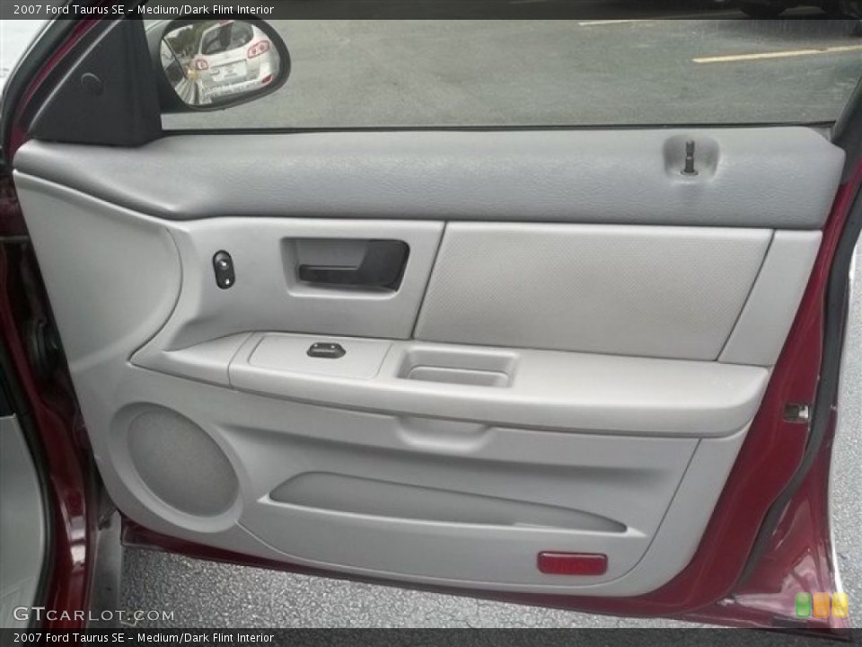 Medium/Dark Flint Interior Door Panel for the 2007 Ford Taurus SE #67865577