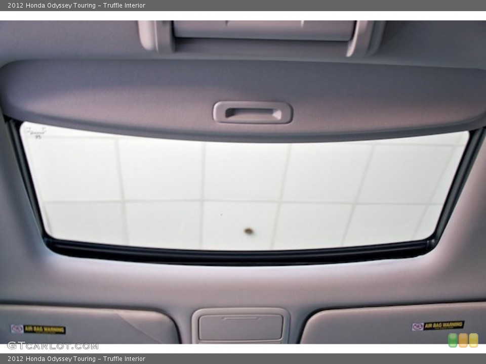 Truffle Interior Sunroof for the 2012 Honda Odyssey Touring #67894526