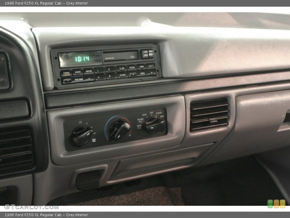 Grey Interior Controls for the 1996 Ford F250 XL Regular Cab #67899591