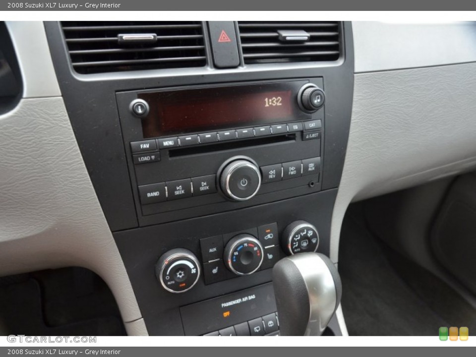 Grey Interior Controls for the 2008 Suzuki XL7 Luxury #67909739