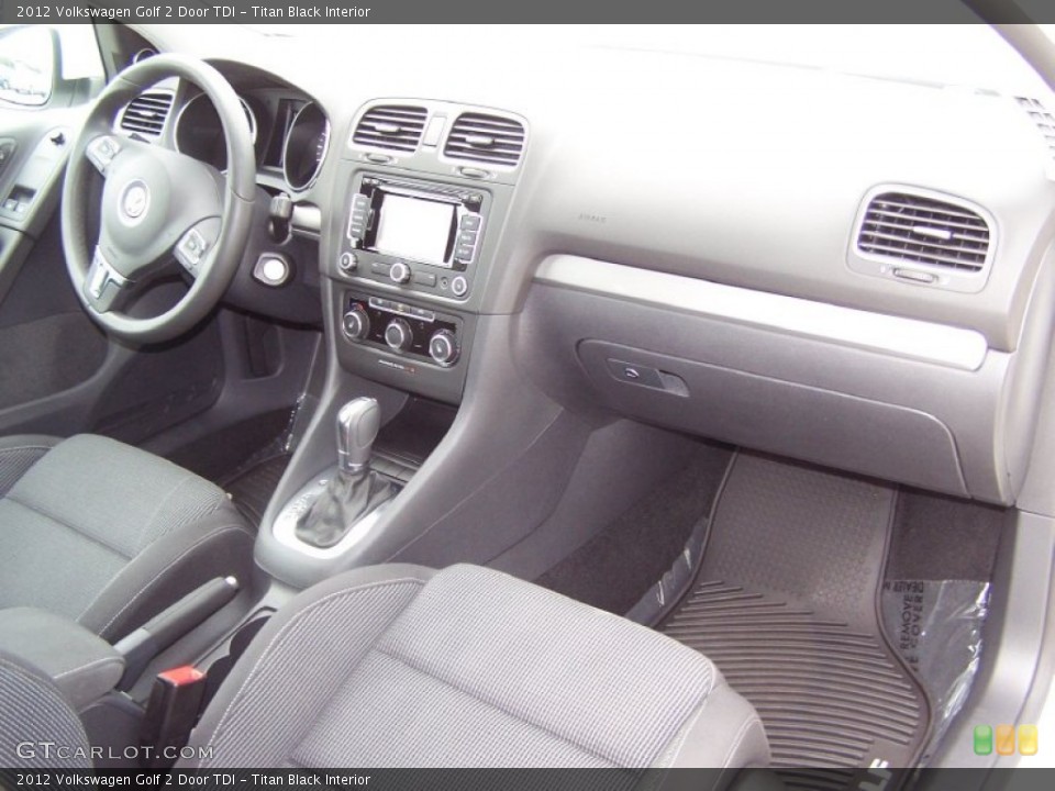 Titan Black Interior Photo for the 2012 Volkswagen Golf 2 Door TDI #67926425