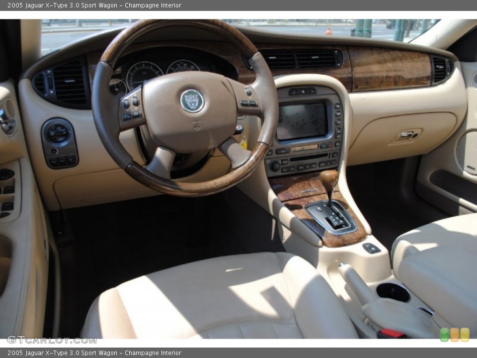 Champagne Interior Photo for the 2005 Jaguar X-Type 3.0 Sport Wagon #67928045