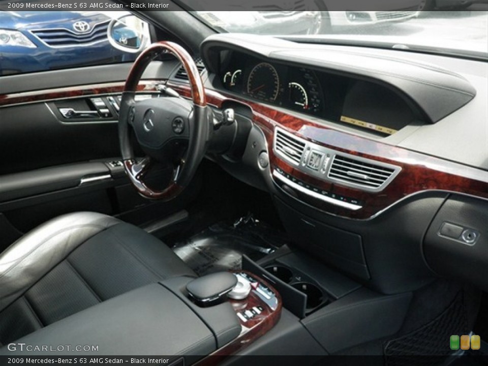 Black Interior Photo for the 2009 Mercedes-Benz S 63 AMG Sedan #67929590