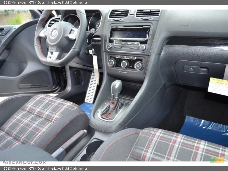 Interlagos Plaid Cloth Interior Photo for the 2013 Volkswagen GTI 4 Door #67930604