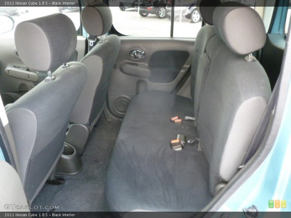 Black Interior Rear Seat for the 2011 Nissan Cube 1.8 S #67938536