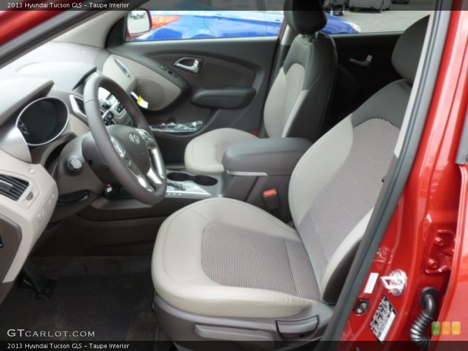 Taupe Interior Front Seat for the 2013 Hyundai Tucson GLS #67939502