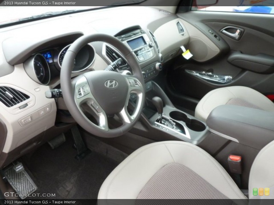 Taupe Interior Prime Interior for the 2013 Hyundai Tucson GLS #67939508