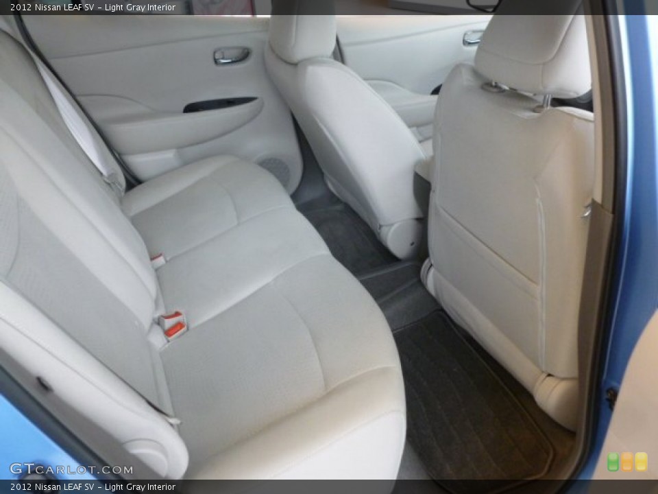 Light Gray Interior Photo for the 2012 Nissan LEAF SV #67957421