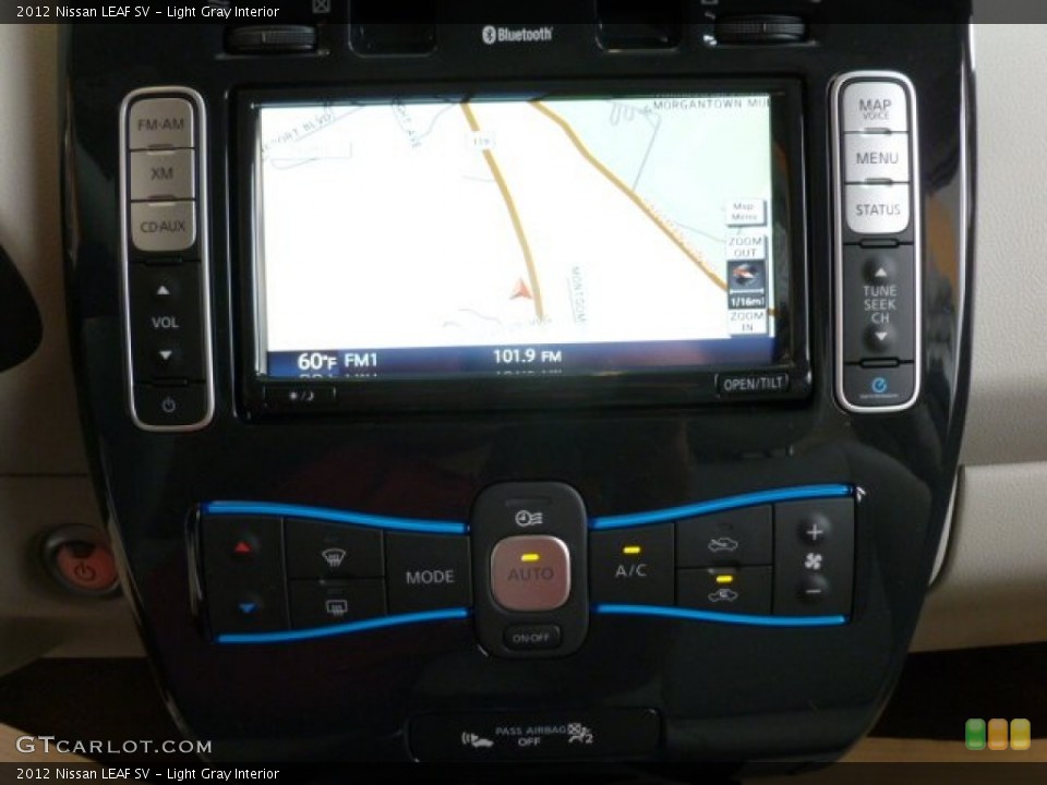 Light Gray Interior Navigation for the 2012 Nissan LEAF SV #67957475