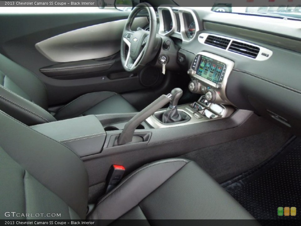 Black Interior Photo for the 2013 Chevrolet Camaro SS Coupe #67958456