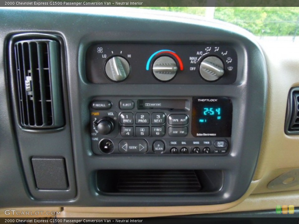 Neutral Interior Controls for the 2000 Chevrolet Express G1500 Passenger Conversion Van #67958735