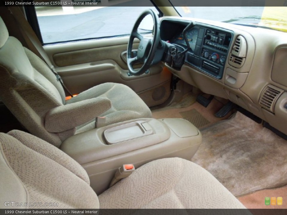Neutral Interior Photo for the 1999 Chevrolet Suburban C1500 LS #67959161