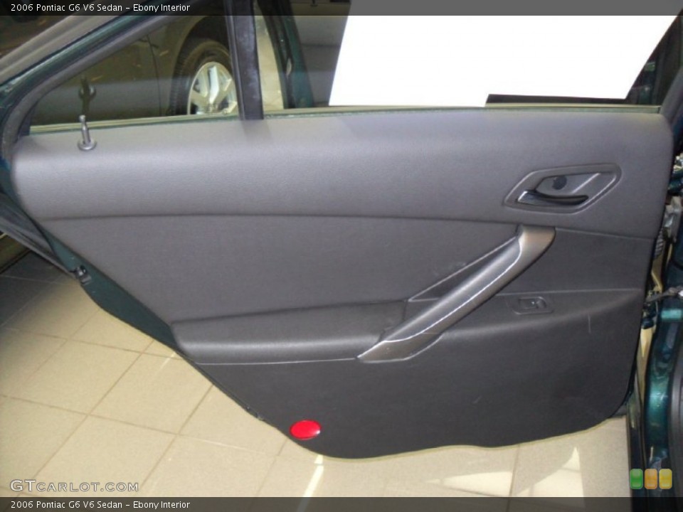 Ebony Interior Door Panel for the 2006 Pontiac G6 V6 Sedan #67960163