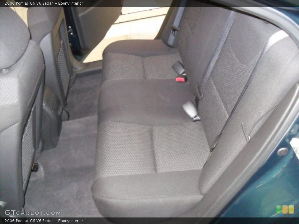 Ebony Interior Rear Seat for the 2006 Pontiac G6 V6 Sedan #67960181