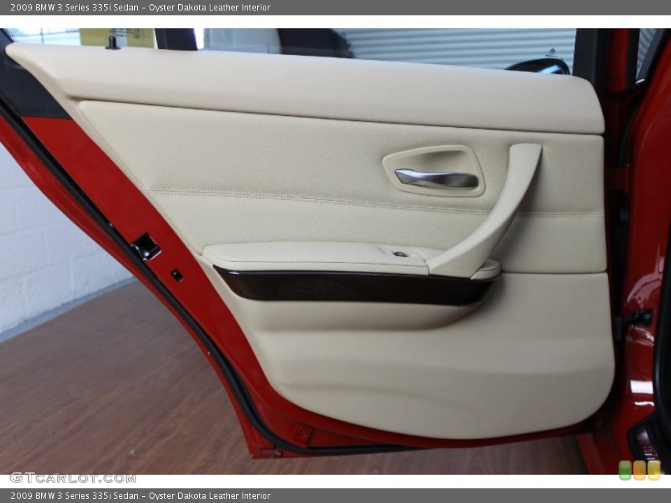 Oyster Dakota Leather Interior Door Panel for the 2009 BMW 3 Series 335i Sedan #67968010