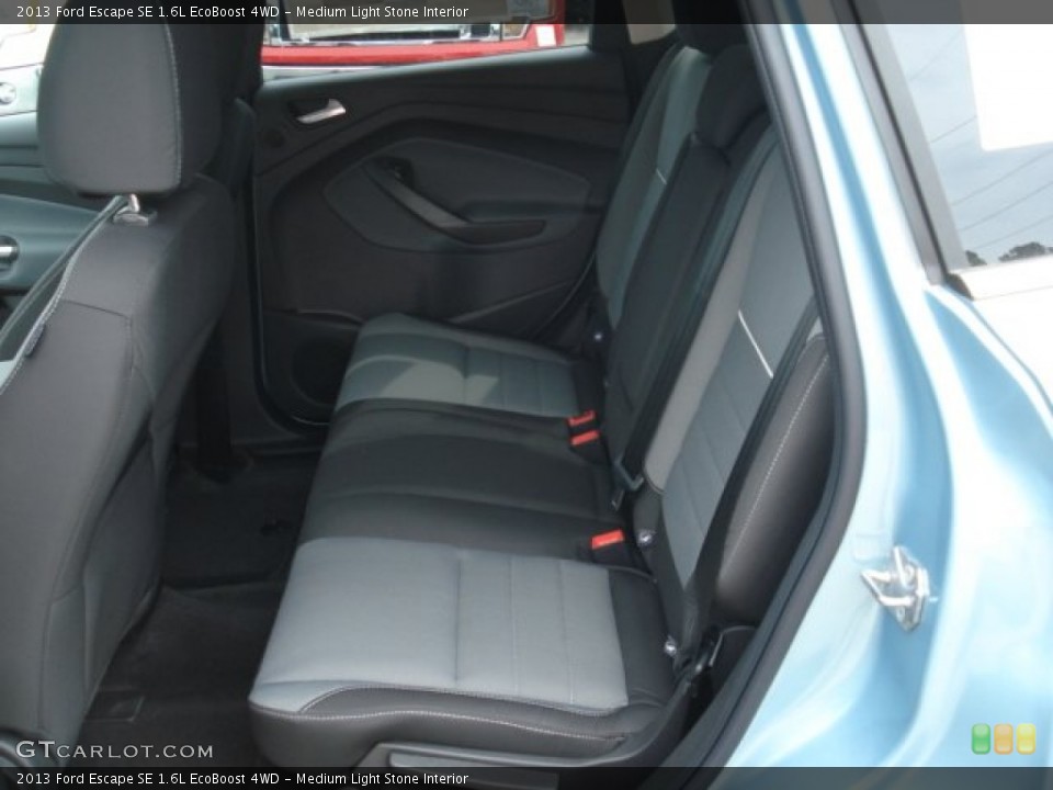 Medium Light Stone Interior Photo for the 2013 Ford Escape SE 1.6L EcoBoost 4WD #67985706