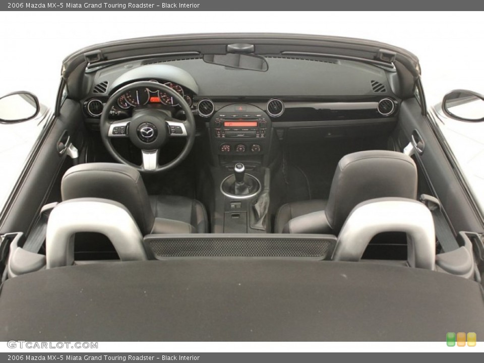 Black Interior Photo for the 2006 Mazda MX-5 Miata Grand Touring Roadster #67988435