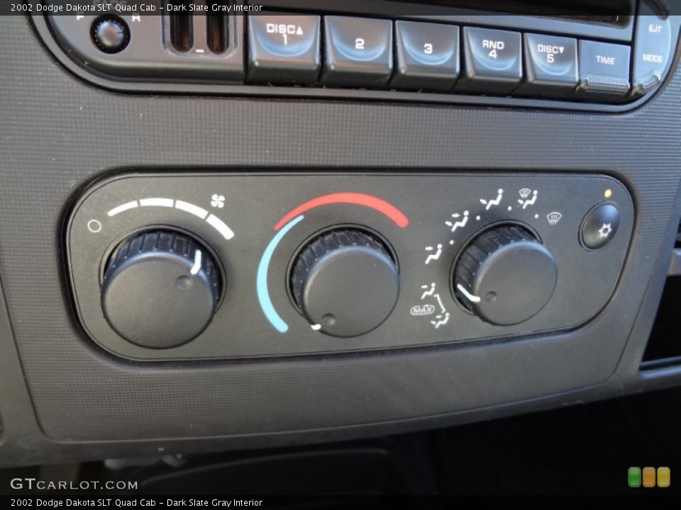 Dark Slate Gray Interior Controls for the 2002 Dodge Dakota SLT Quad Cab #68004596