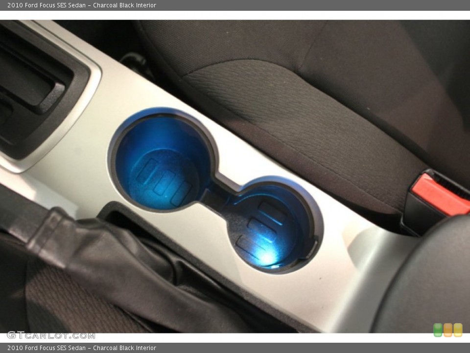 Charcoal Black Interior Photo for the 2010 Ford Focus SES Sedan #68011790