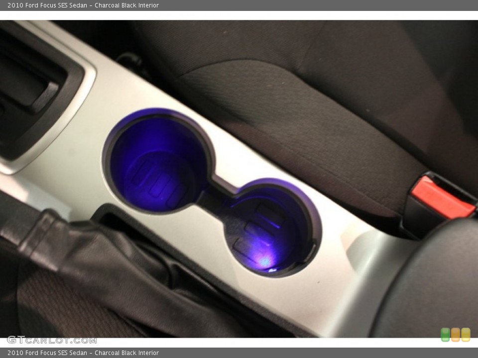 Charcoal Black Interior Photo for the 2010 Ford Focus SES Sedan #68011802