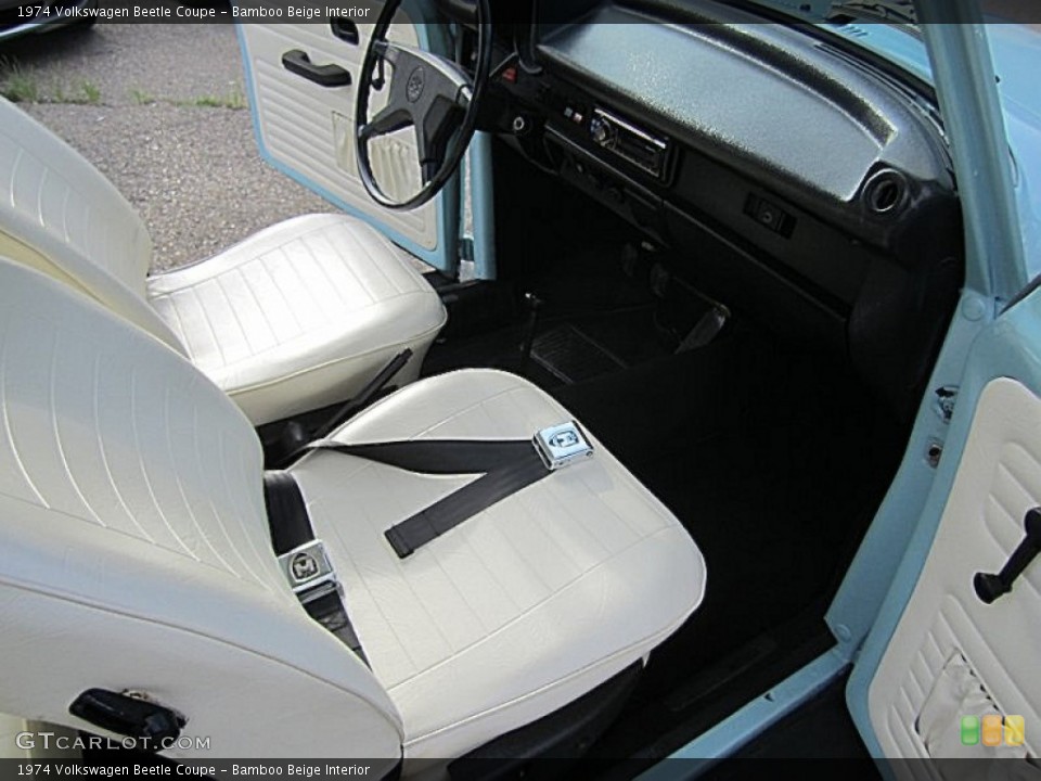 Bamboo Beige Interior Photo for the 1974 Volkswagen Beetle Coupe #68017113