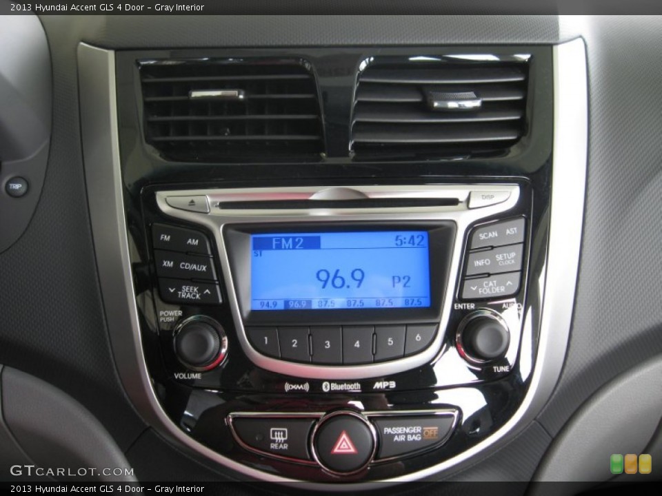 Gray Interior Audio System for the 2013 Hyundai Accent GLS 4 Door #68038676