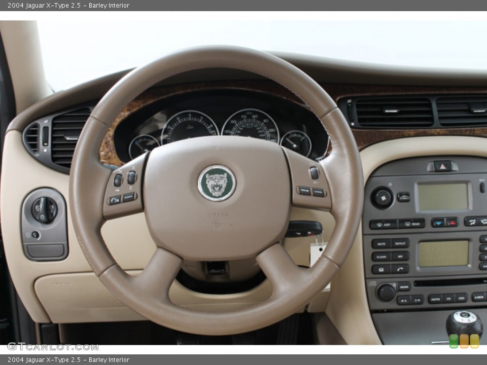 Barley Interior Dashboard for the 2004 Jaguar X-Type 2.5 #68039969