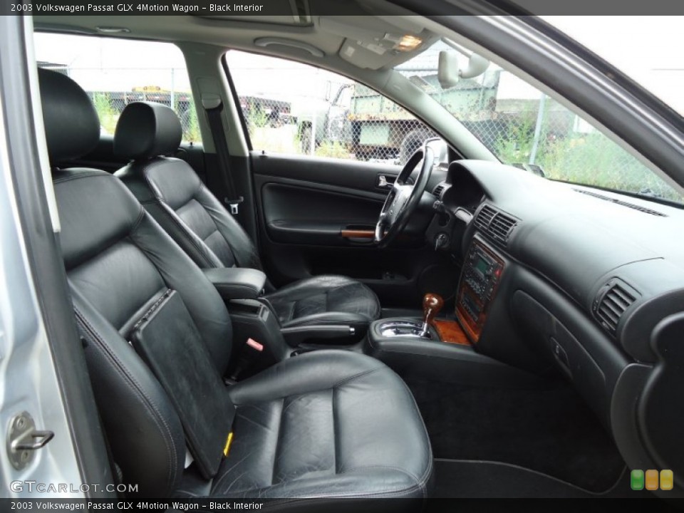 Black Interior Photo for the 2003 Volkswagen Passat GLX 4Motion Wagon #68047639