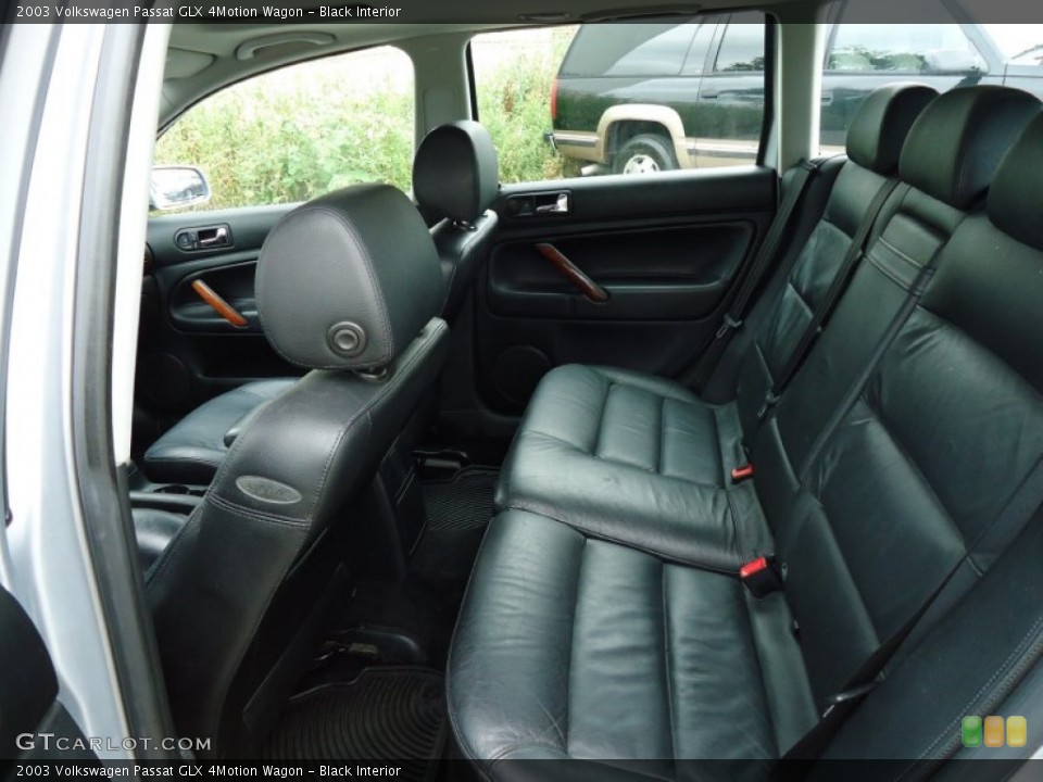 Black Interior Rear Seat for the 2003 Volkswagen Passat GLX 4Motion Wagon #68047669