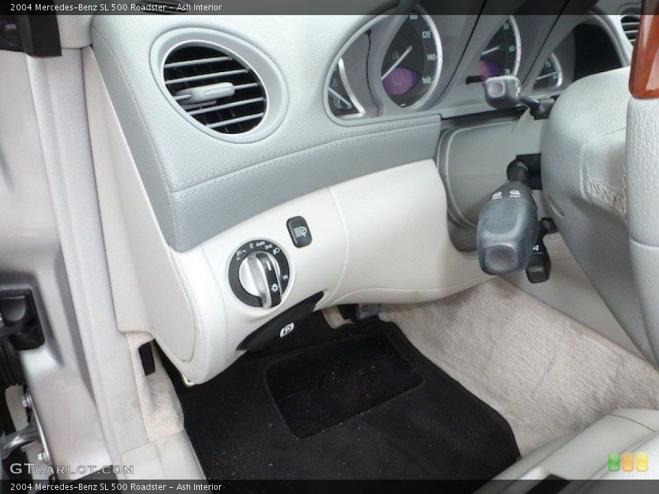 Ash Interior Controls for the 2004 Mercedes-Benz SL 500 Roadster #68049352