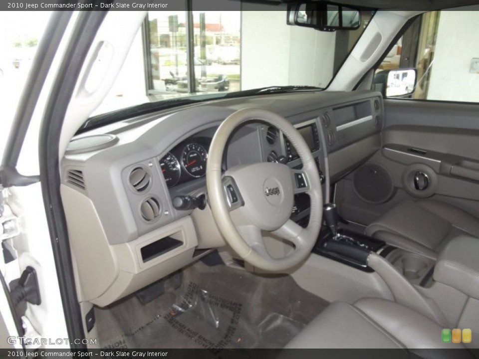 Dark Slate Gray Interior Photo for the 2010 Jeep Commander Sport #68049937
