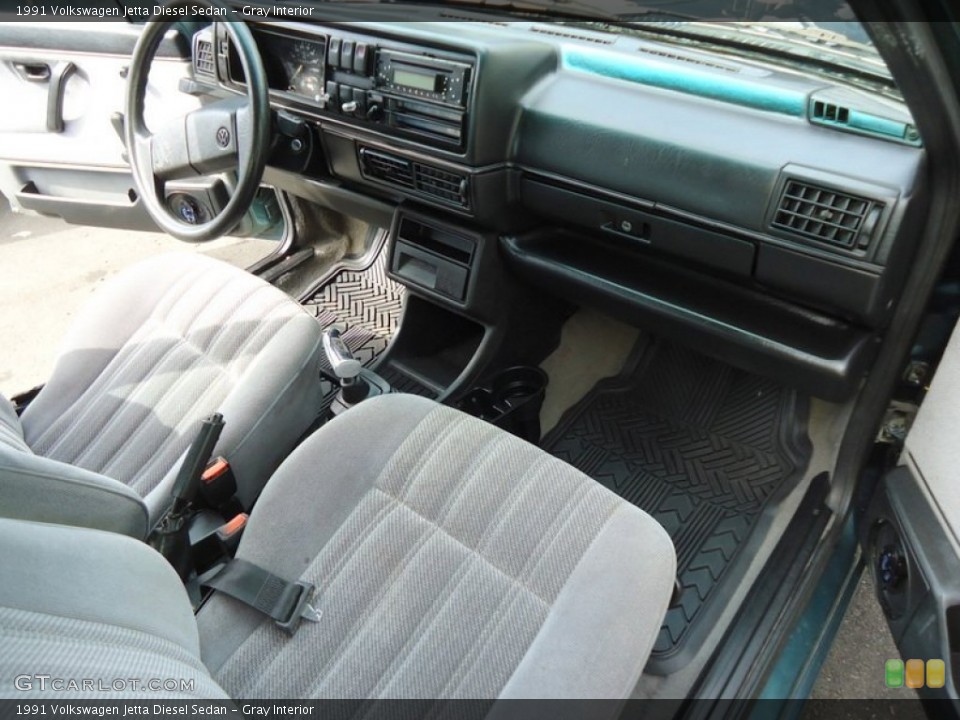 Gray Interior Photo for the 1991 Volkswagen Jetta Diesel Sedan #68050702