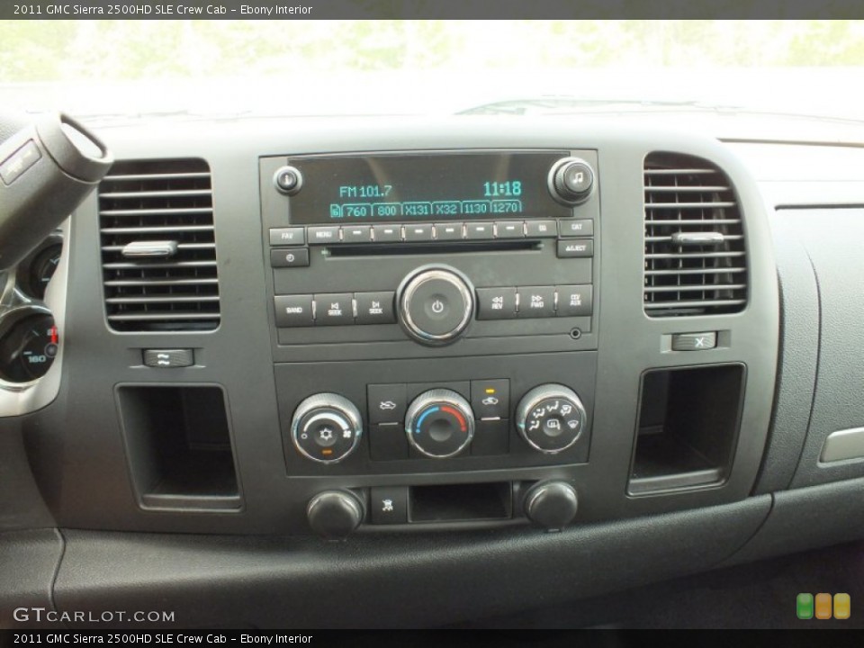 Ebony Interior Controls for the 2011 GMC Sierra 2500HD SLE Crew Cab #68056334