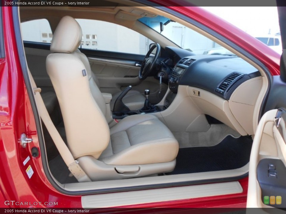 Ivory Interior Photo for the 2005 Honda Accord EX V6 Coupe #68070086