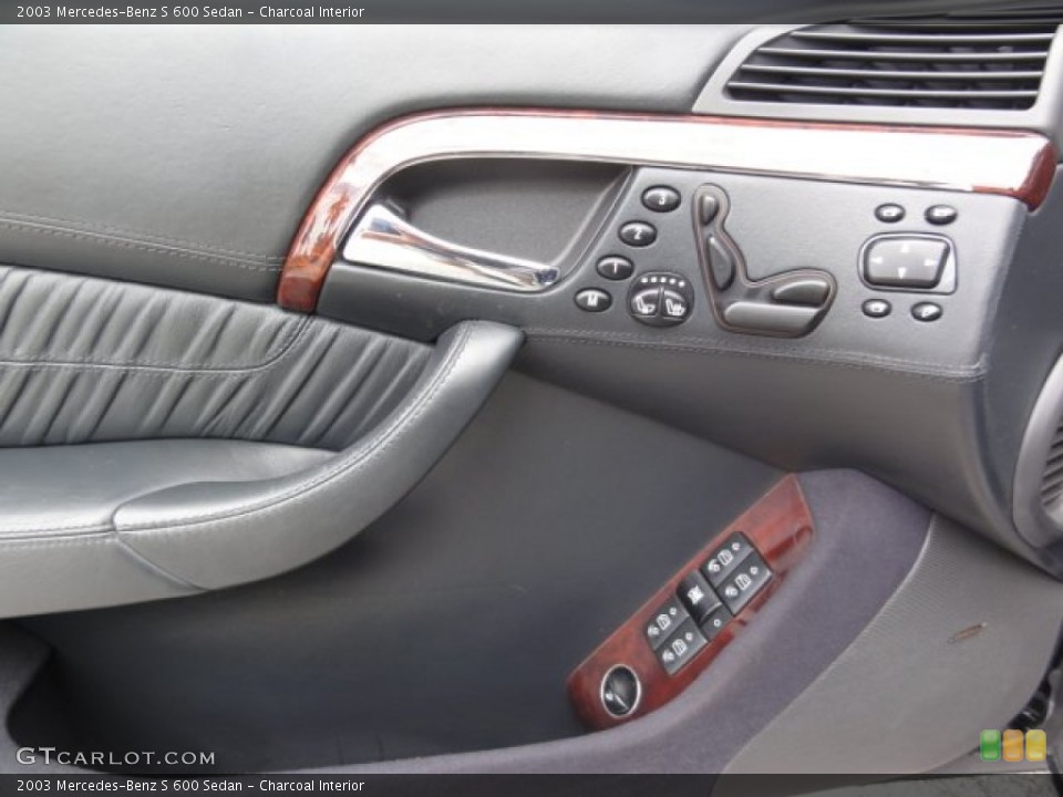 Charcoal Interior Controls for the 2003 Mercedes-Benz S 600 Sedan #68094610