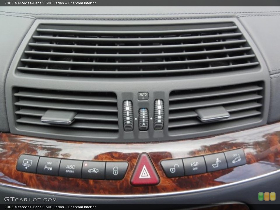 Charcoal Interior Controls for the 2003 Mercedes-Benz S 600 Sedan #68094818