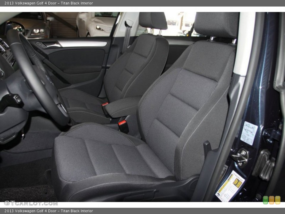 Titan Black Interior Photo for the 2013 Volkswagen Golf 4 Door #68102603