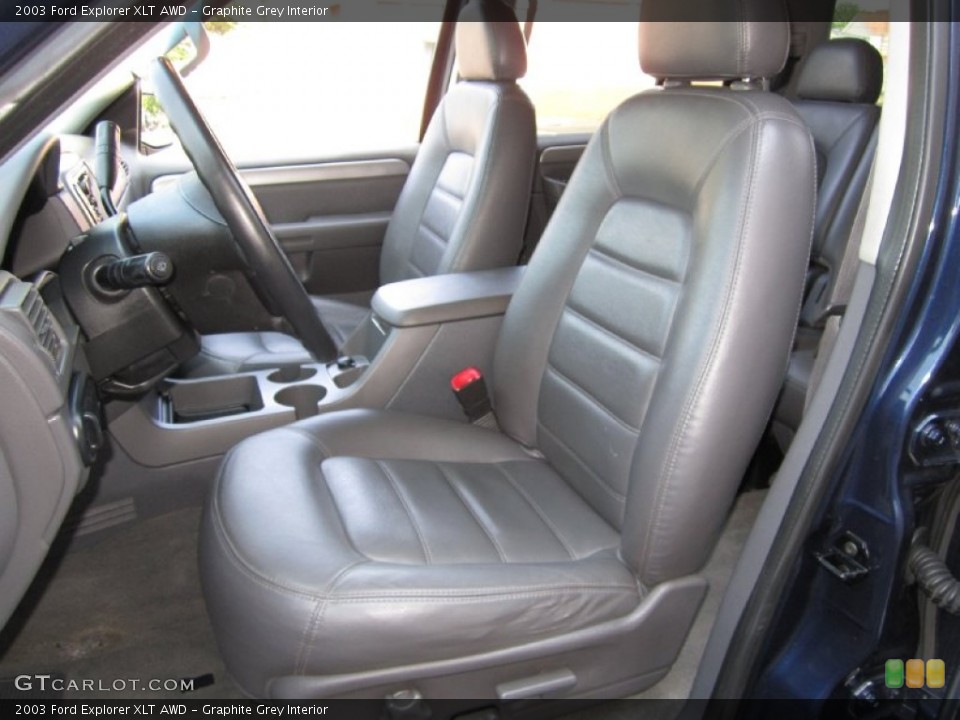 Graphite Grey Interior Photo for the 2003 Ford Explorer XLT AWD #68117075
